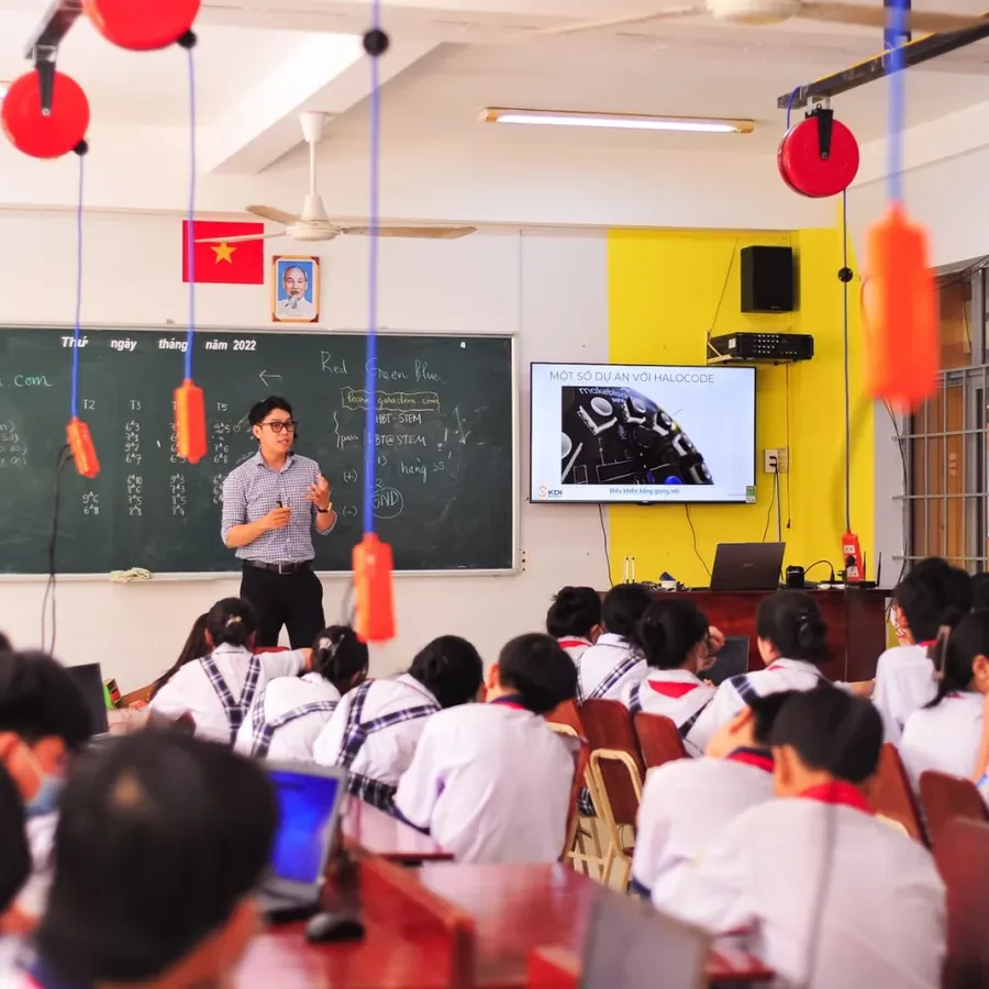 Sách và tài liệu ôn tập